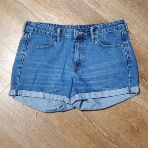 H&M Relaxed Waist Denim Shortz
